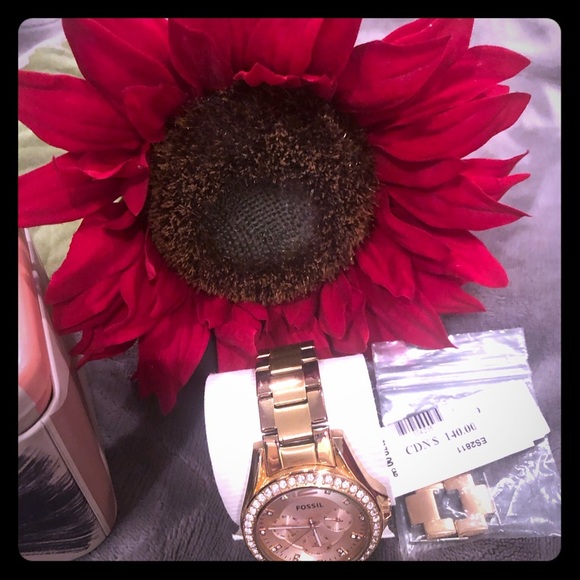 FOSSIL - Rose Gold Watch/women - Picture 2 of 5